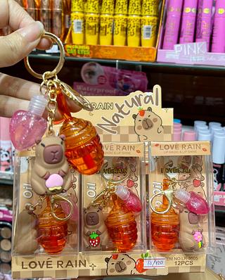 Lip gloss com chaveiro capilar LOVE RAIN