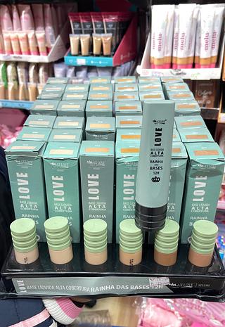 Base líquida alta cobertura Rainha das bases 12H Max Love