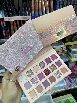 Paleta de sombras Cinderella Febella