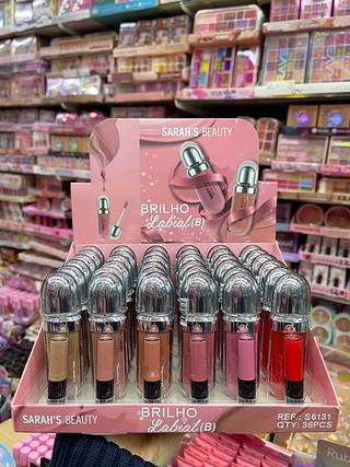 Lip gloss labial brilho labial Sarah’s Beauty formato kiko
