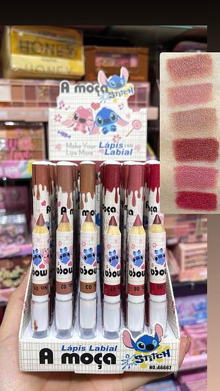 Lápis contorno labial stitch