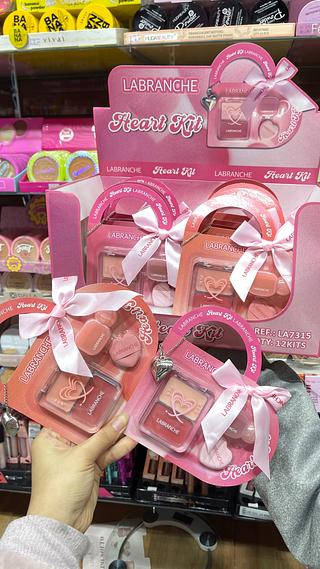 Kit gloss coração chaveiro Labranche lip tint blush esponja