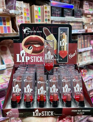 Lip stick batom cremoso BEIJO DE NEVE