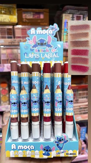 Lápis contorno labial stitch