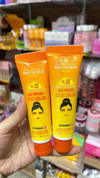 Protetor solar facial Vitamina E fps30 matto verde