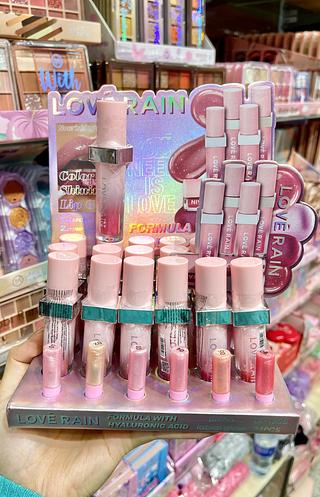 Lip gloss love rain