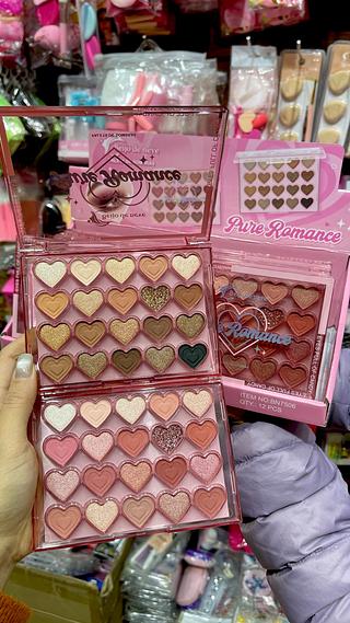 Pure Romance paleta de sombras Beijo de Neve